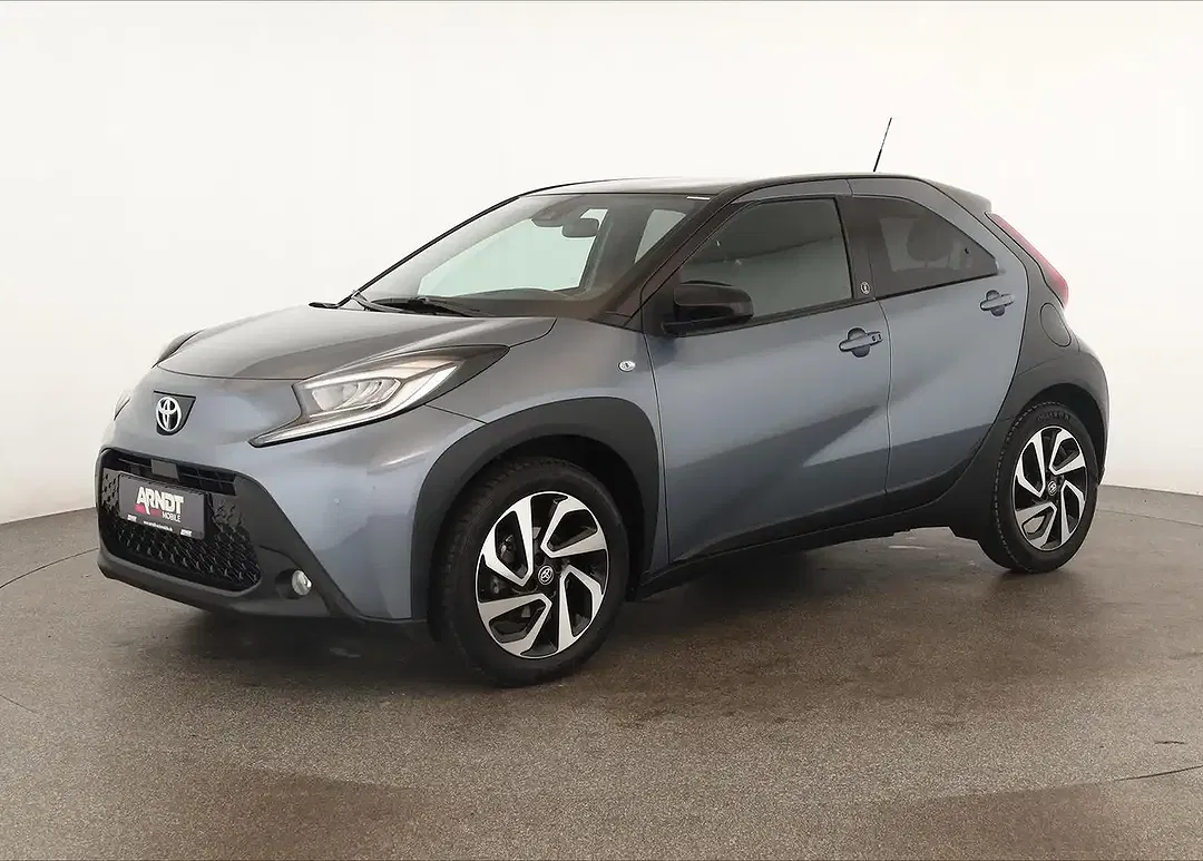Toyota Aygo X CVT Team Deutschland - Thumbnail 2