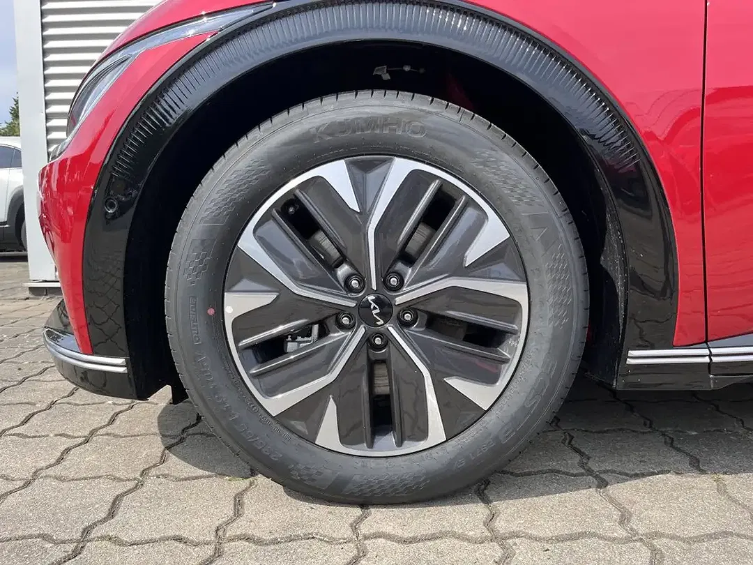 Kia EV6 Air - Thumbnail 7