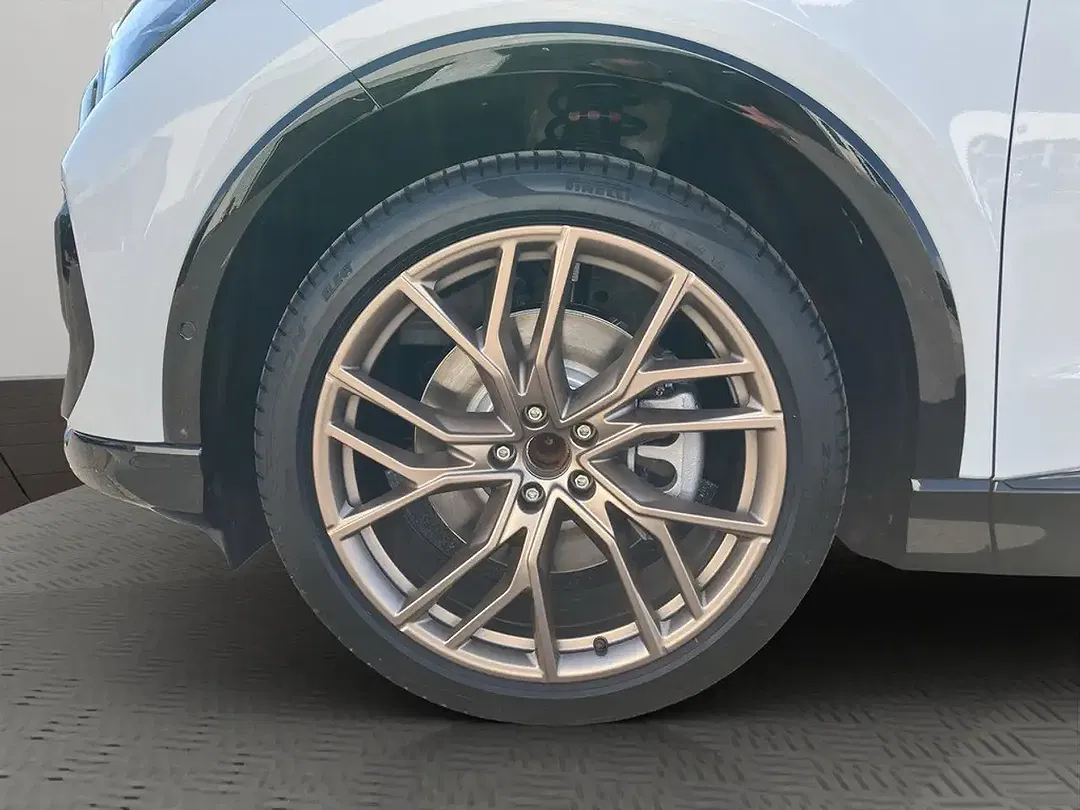 Audi Q4 e-tron 45 Sportback - Thumbnail 3