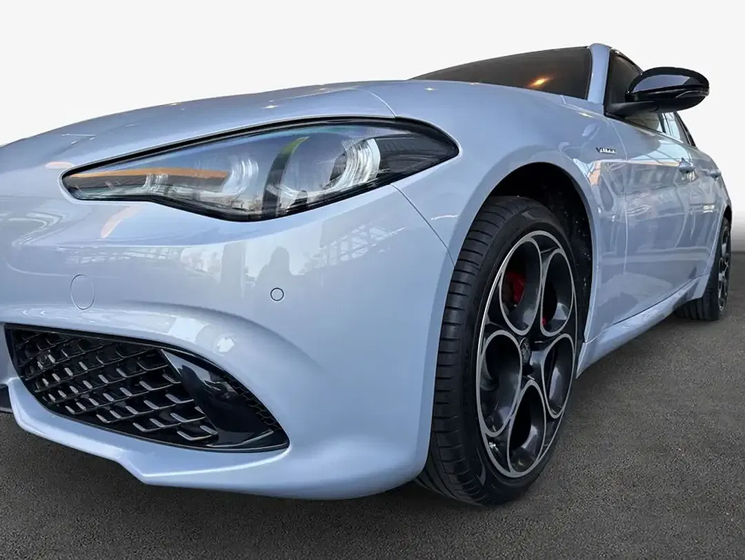 Alfa Romeo Giulia 2.2 Diesel Veloce - Thumbnail 6