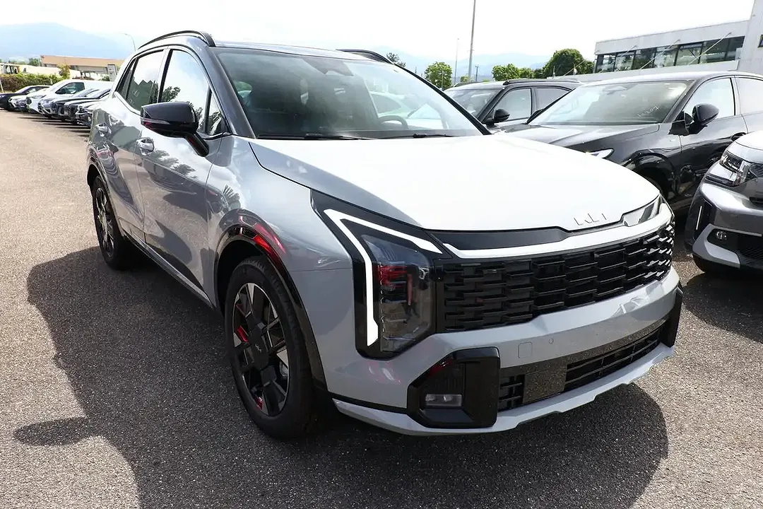 Kia Sportage PHEV GT-Line - Thumbnail 2