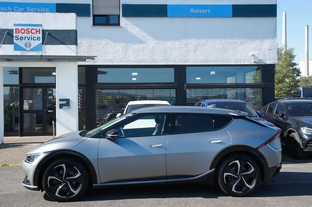 Kia EV6 77.4 kWh - Thumbnail 3