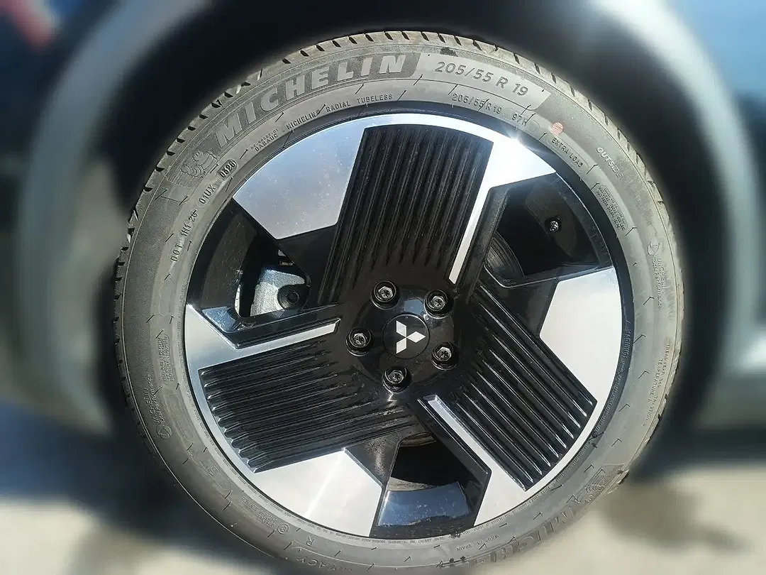Mitsubishi Eclipse Cross Diamant Plus - Thumbnail 6
