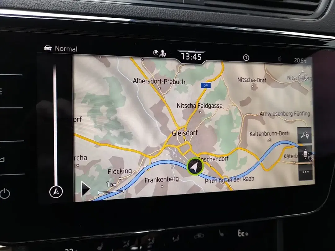 Skoda Superb PHEV DSG Combi Sportline - Thumbnail 5