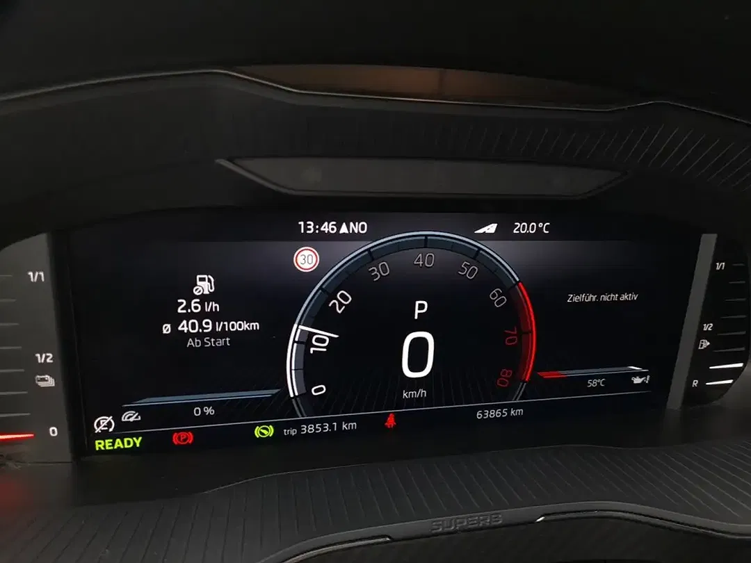 Skoda Superb PHEV DSG Combi Sportline - Thumbnail 9
