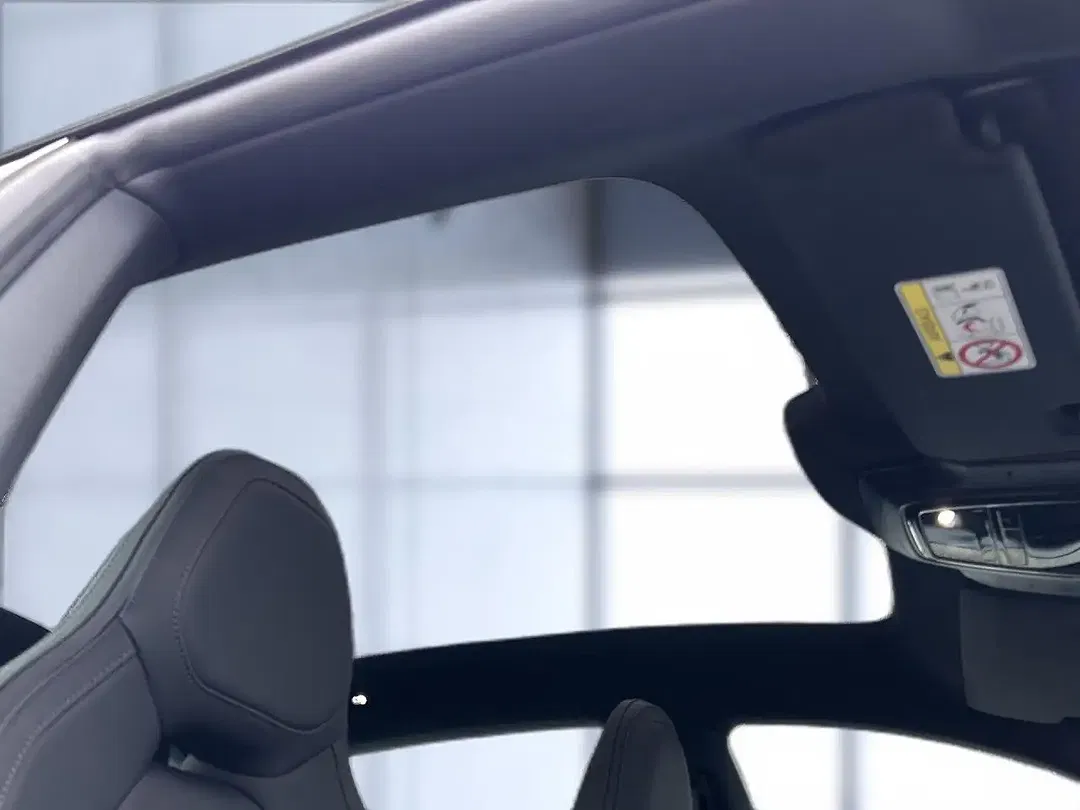 Polestar 4 Long Range - Thumbnail 21