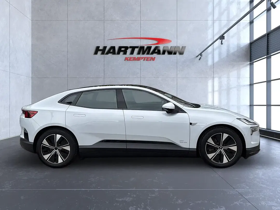 Polestar 4 Long Range - Thumbnail 7