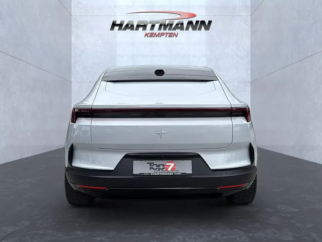 Polestar 4 Long Range - Thumbnail 8