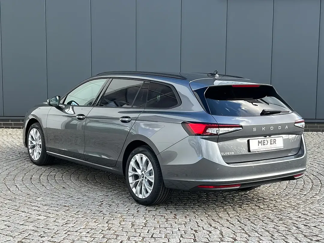 Skoda Superb 2.0 TDI DSG Combi Selection - Thumbnail 3