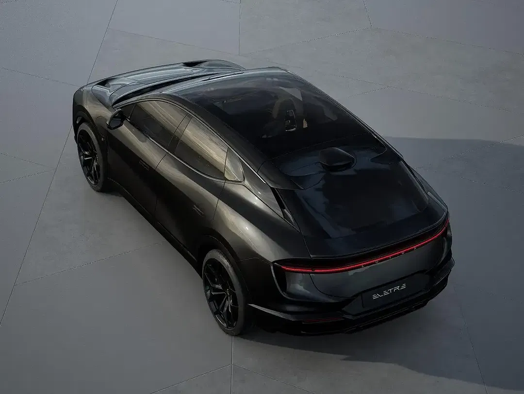 Lotus Eletre S - Thumbnail 3