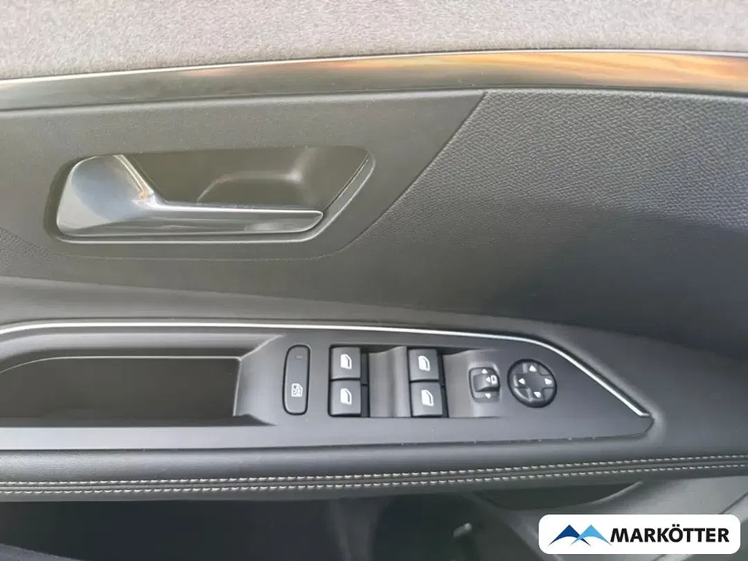Peugeot 3008 Hybrid GT - Thumbnail 10