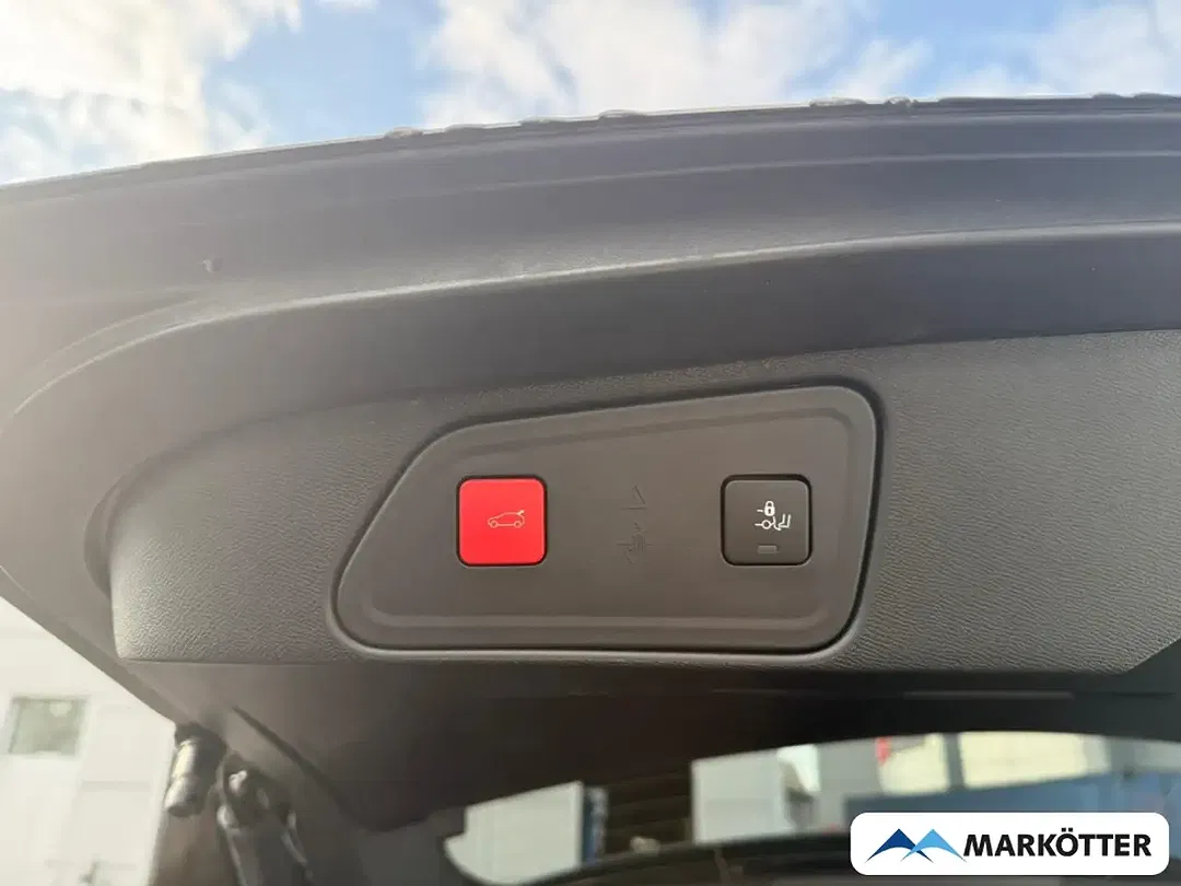 Peugeot 3008 Hybrid GT - Thumbnail 7