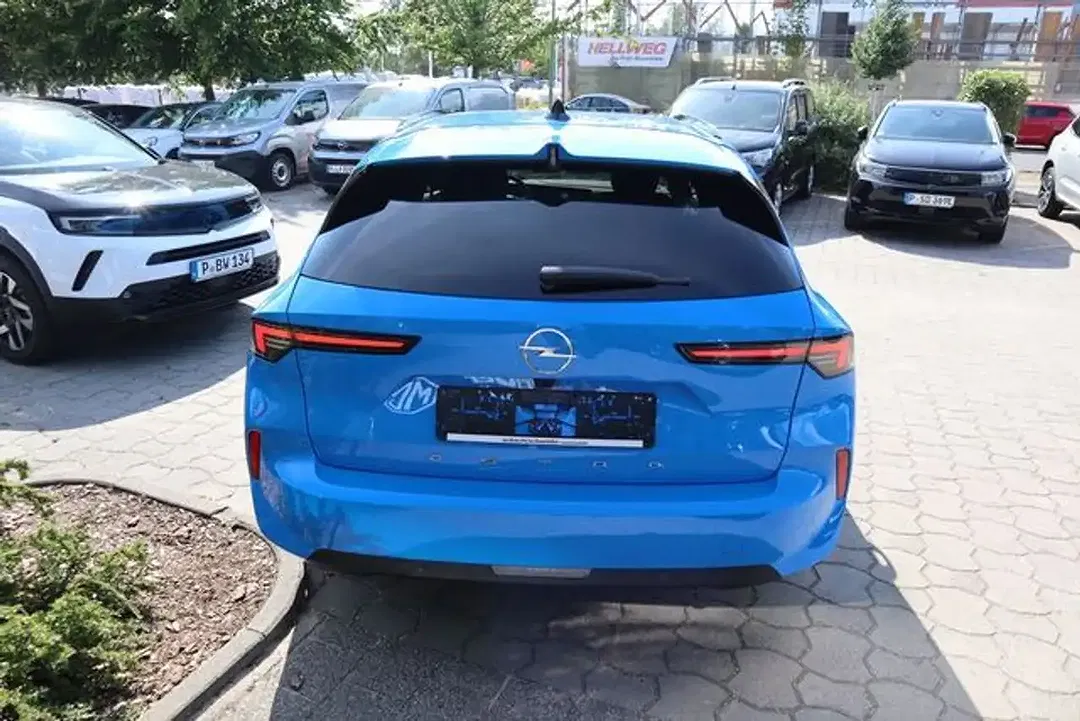 Opel Astra 1.2 Turbo AUT Edition - Thumbnail 4