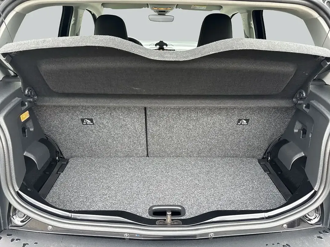 Volkswagen e-up! Style Plus - Thumbnail 9