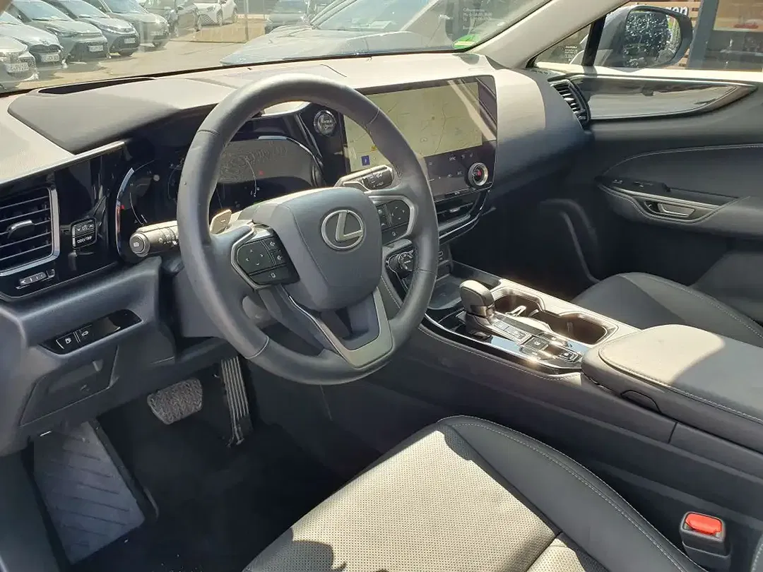 Lexus NX 350h Executive Line - Thumbnail 8