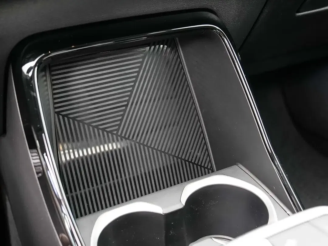 BMW iX1 eDrive xLine - Thumbnail 19