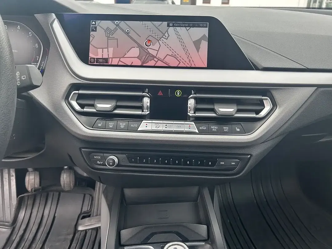 BMW 116 - Thumbnail 7