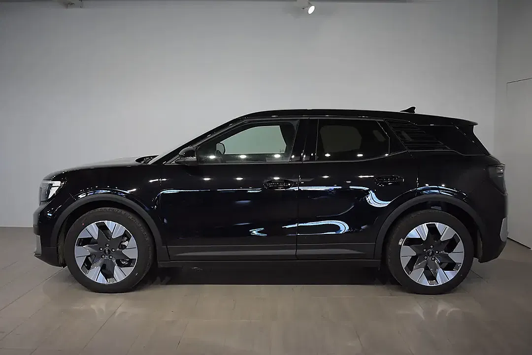 Ford Explorer Select - Thumbnail 4