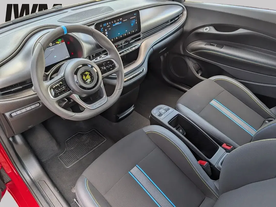 Abarth 500e - Thumbnail 12