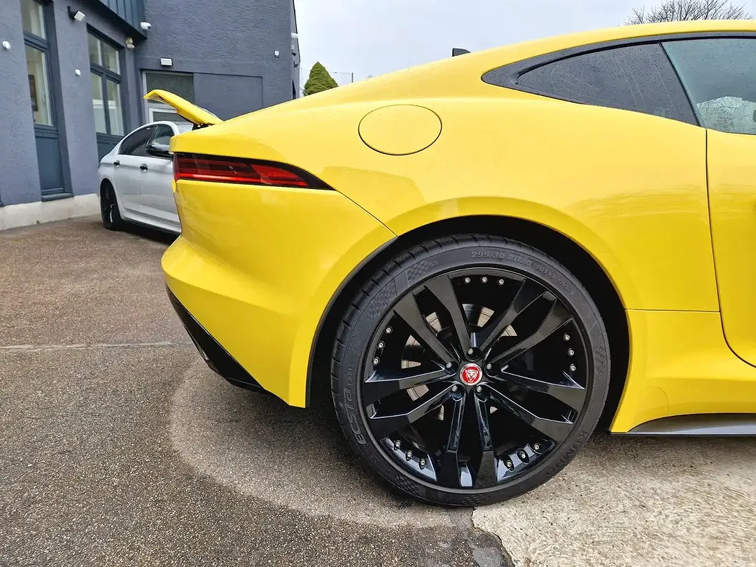 Jaguar F-Type 4x4 Coupe R-Dynamic Limited Edition - Thumbnail 8