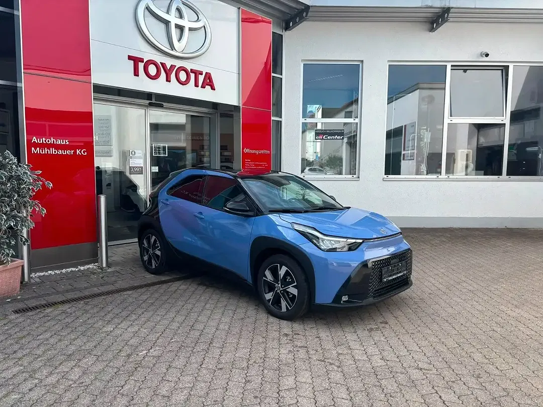 Toyota Aygo Hybrid Teamplayer - Thumbnail 5