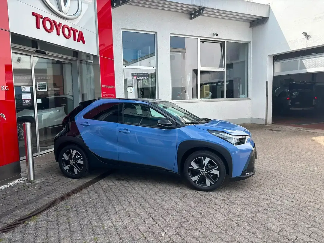 Toyota Aygo Hybrid Teamplayer - Thumbnail 7
