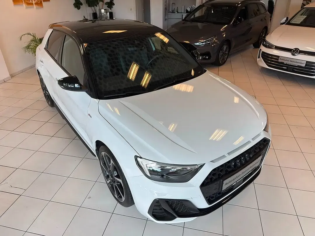 Audi A1 30 TFSI Sportback S line - Thumbnail 3