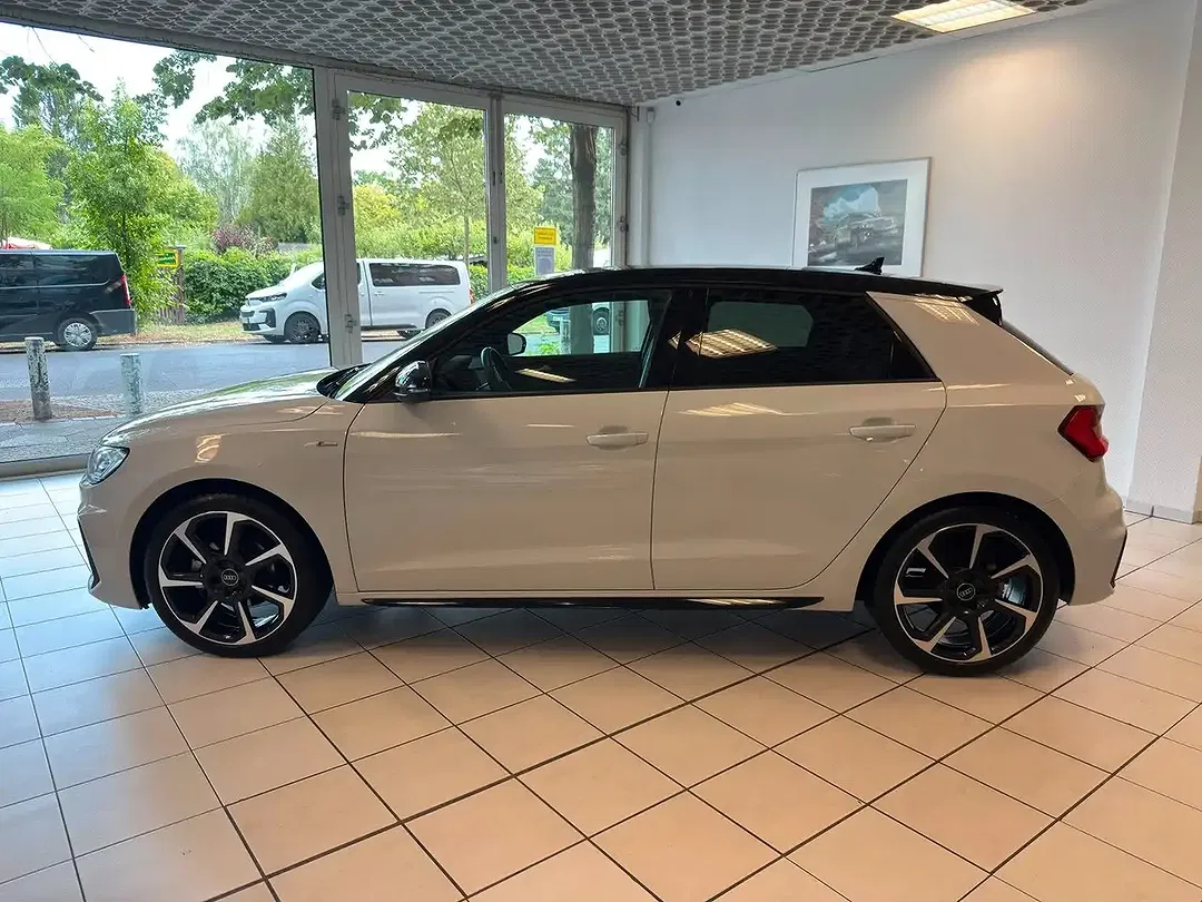 Audi A1 30 TFSI Sportback S line - Thumbnail 7