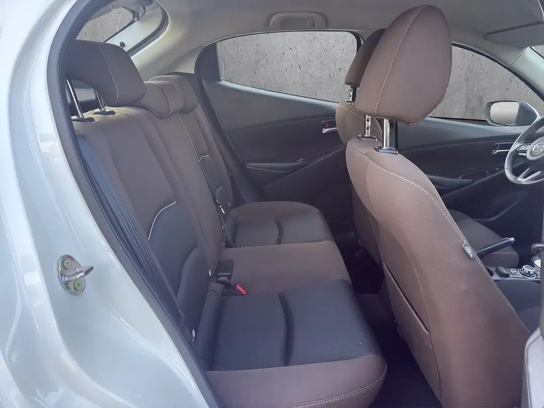 Mazda 2 Centre-Line - Thumbnail 11