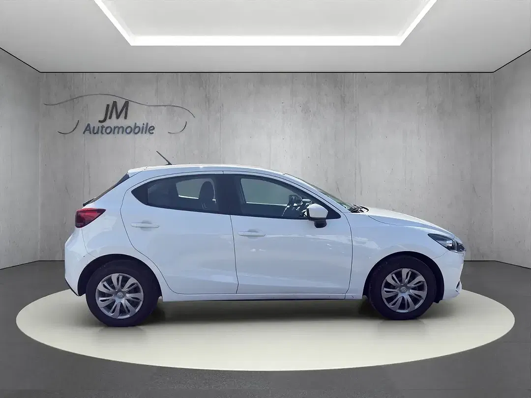 Mazda 2 Centre-Line - Thumbnail 8