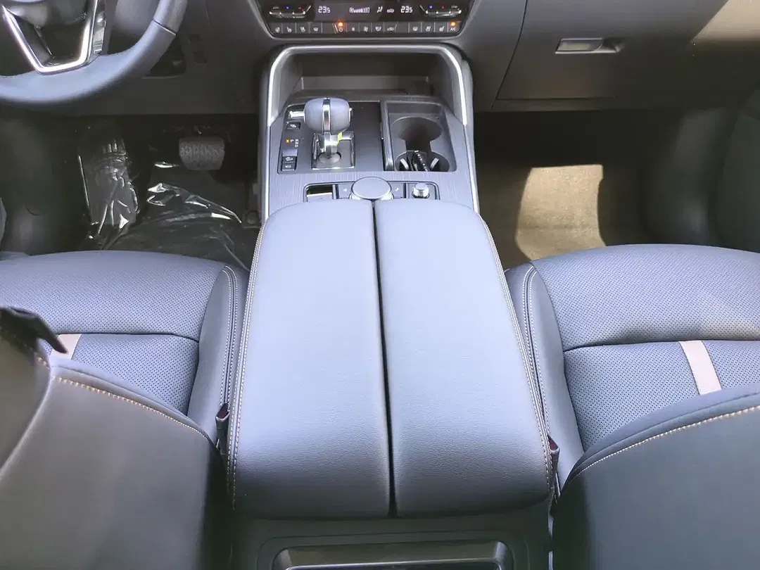 Mazda CX-60 2.5 e-SKYACTIV 8AT PHEV - foto 15
