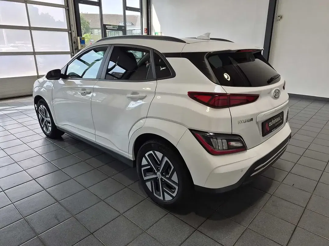Hyundai KONA - Thumbnail 4