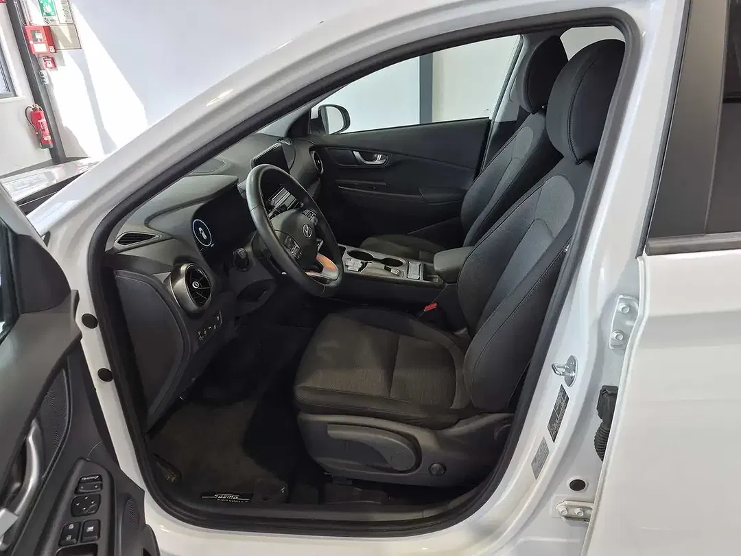 Hyundai KONA - Thumbnail 8
