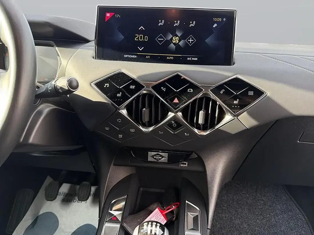 DS Automobiles DS 3 - Thumbnail 10