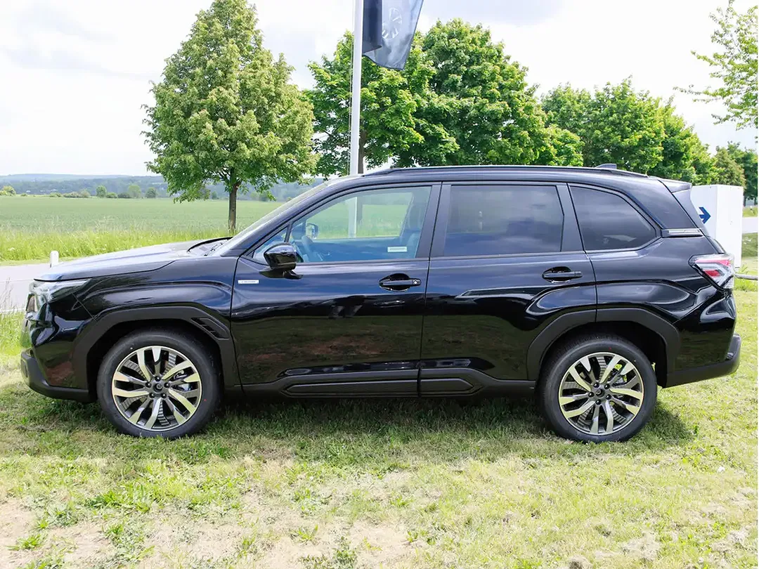 Subaru Forester 100kW 2.0 AWD Platinum - Thumbnail 3