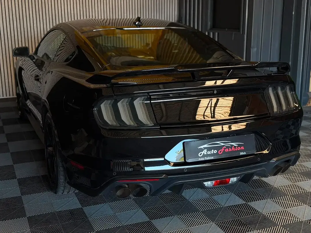 Ford Mustang 5.0 GT - Thumbnail 4
