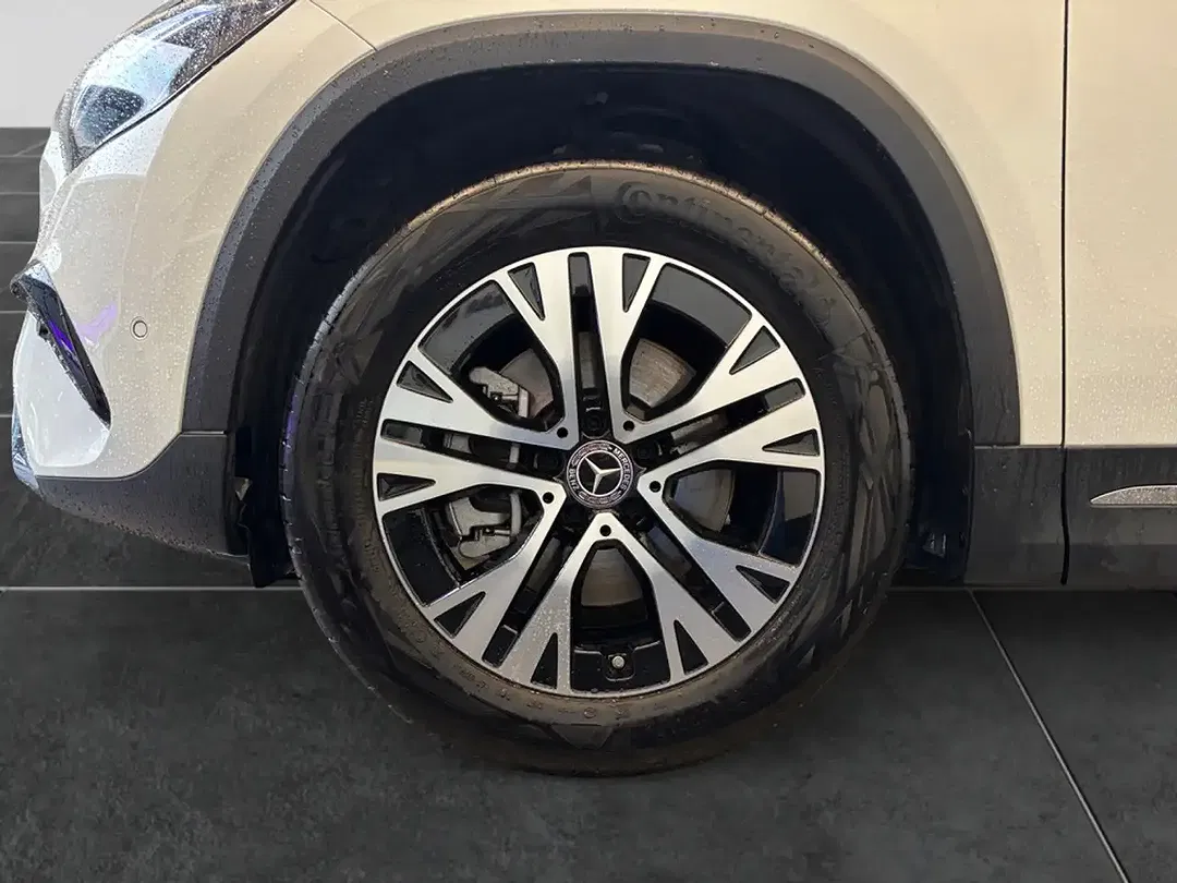 Mercedes-Benz GLA 250 - Thumbnail 11