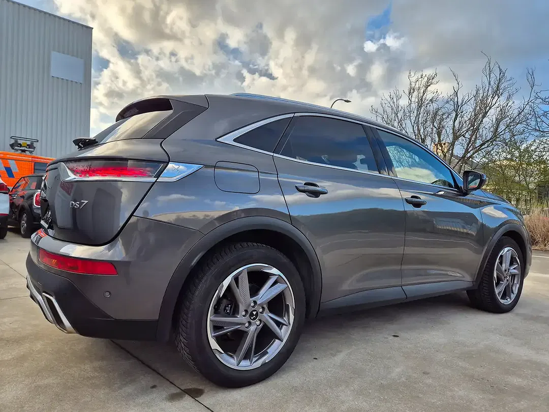 DS Automobiles DS 7 Crossback - Thumbnail 10