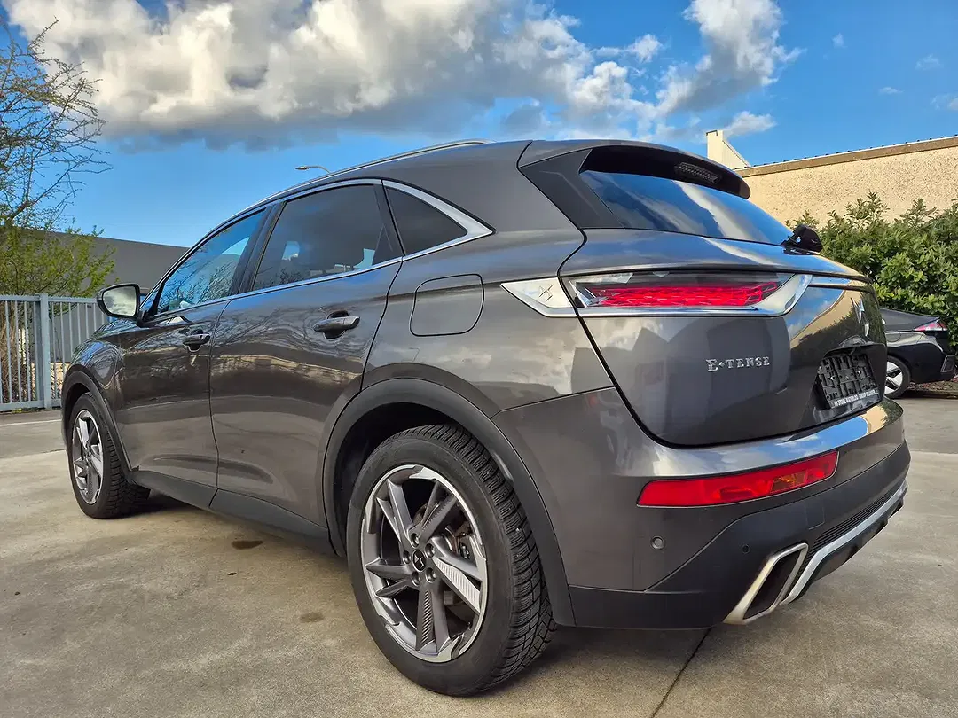 DS Automobiles DS 7 Crossback - Thumbnail 6