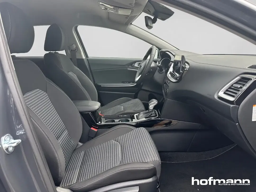 Kia Ceed / cee'd Ultimate Edition - Thumbnail 15