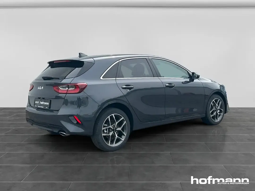 Kia Ceed / cee'd Ultimate Edition - Thumbnail 5