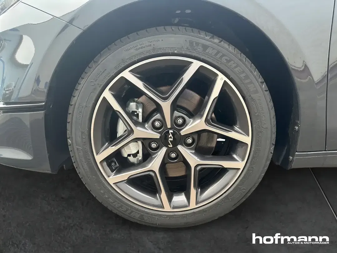 Kia Ceed / cee'd Ultimate Edition - Thumbnail 9