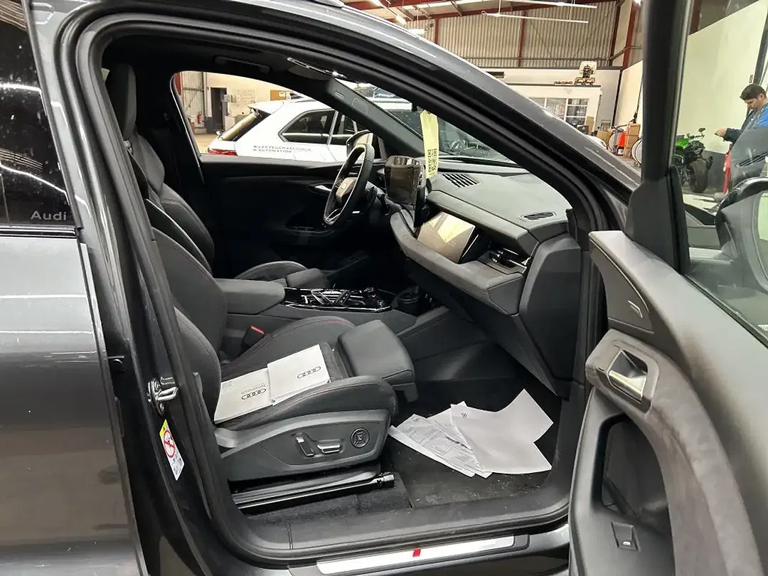 Audi Q6 e-tron performance Sportback S line - Thumbnail 8