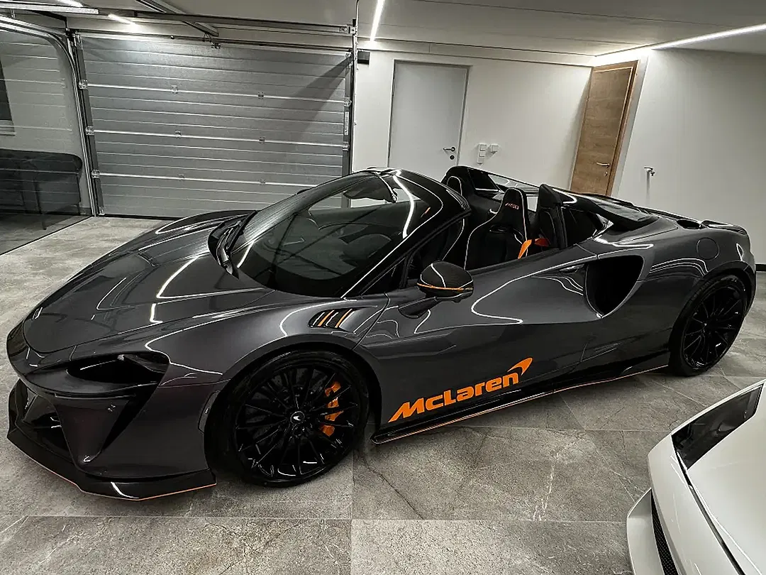 McLaren Artura Spider - Thumbnail 3
