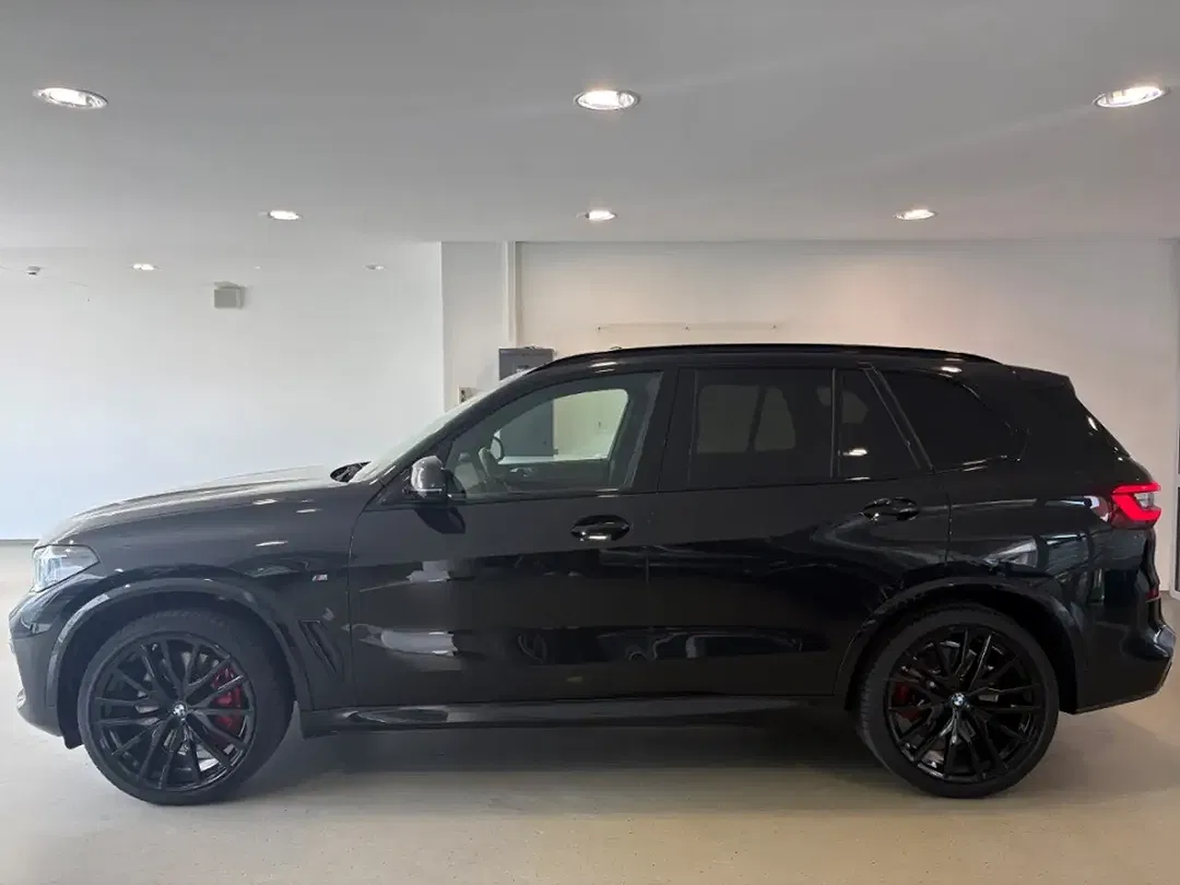 BMW X5 M - Thumbnail 6