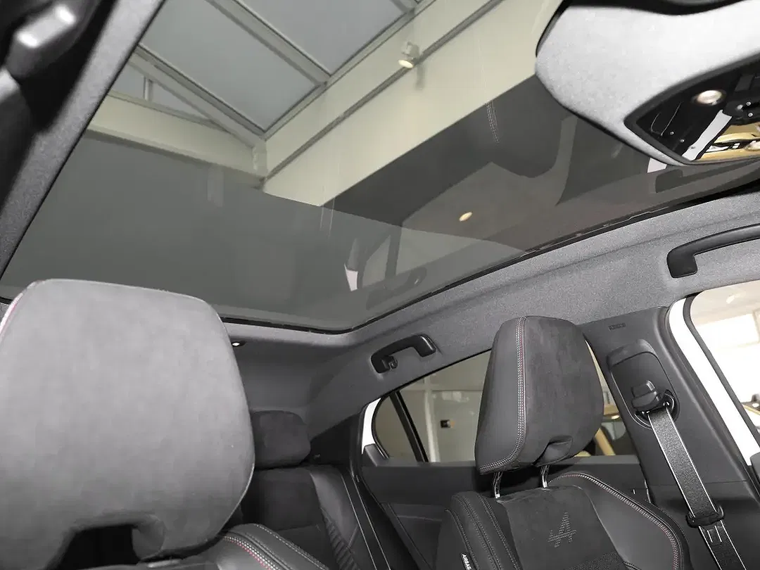 Renault Rafale PHEV 4x4 - Thumbnail 10