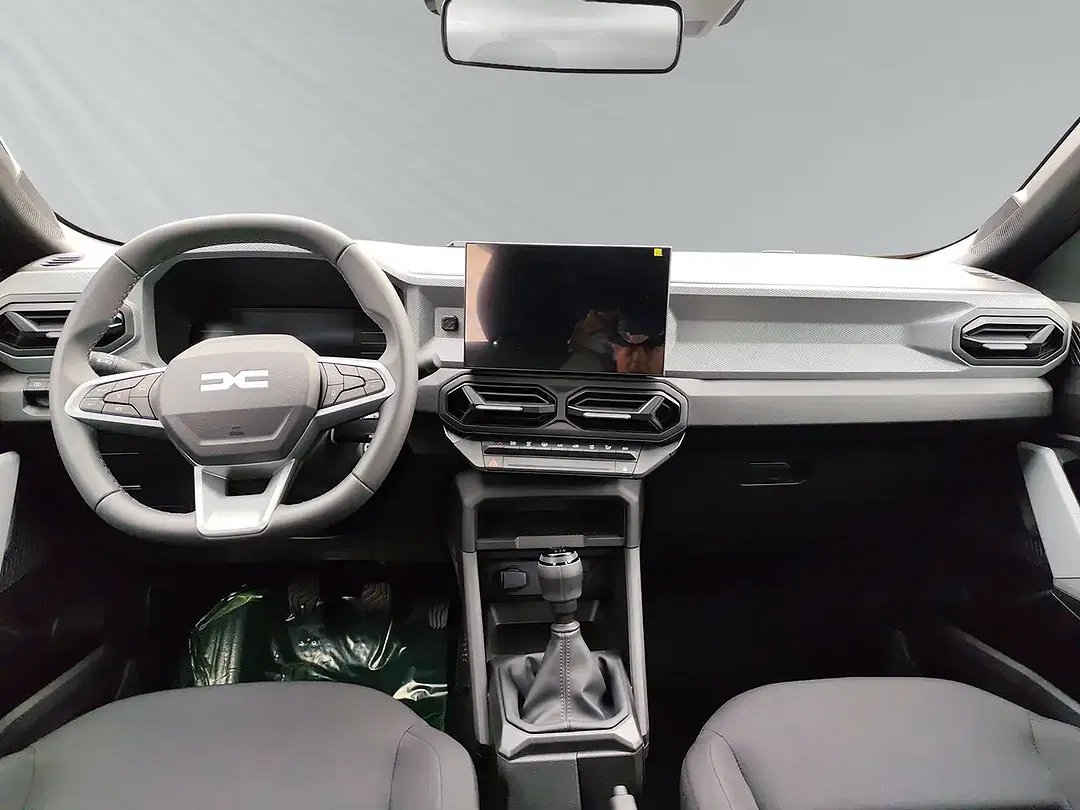 Dacia Bigster TCe MHEV Essential - Thumbnail 9