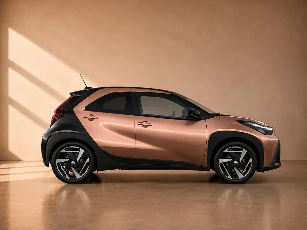 Toyota Aygo X 1.5 Hybrid Lounge - Thumbnail 3