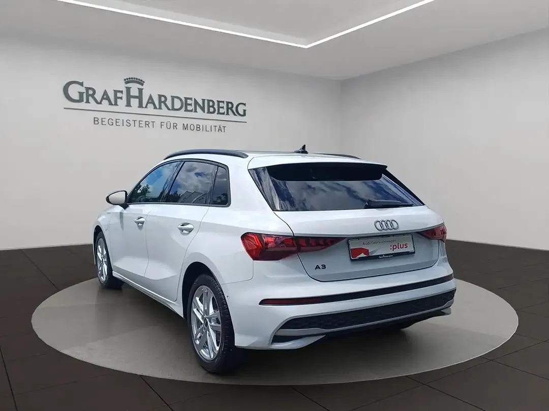 Audi A3 Sportback - Thumbnail 3