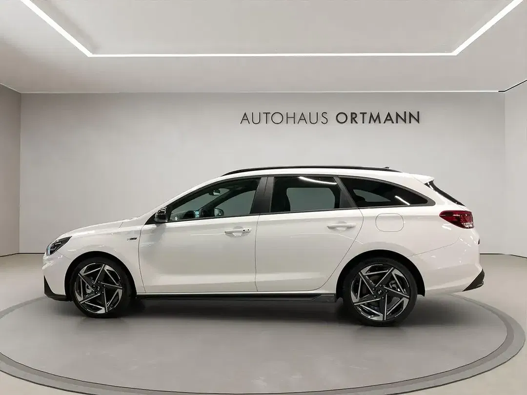 Hyundai i30 1.5 AUT - Thumbnail 4